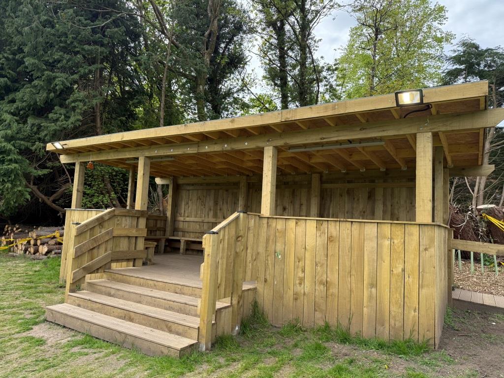 Outdoor-classroom